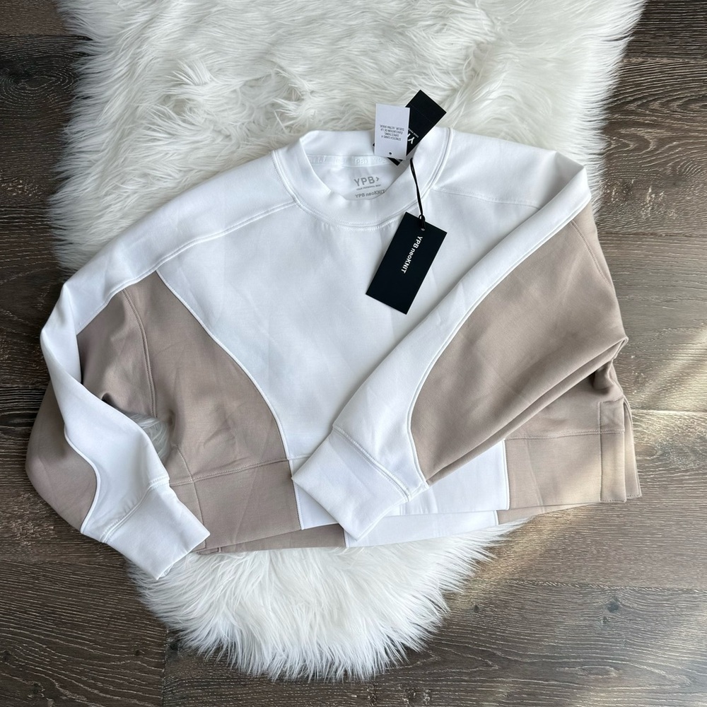 NWT! Abercrombie & Fitch YPB neoKnit White Tan Crop Sweatshirt Top XXS